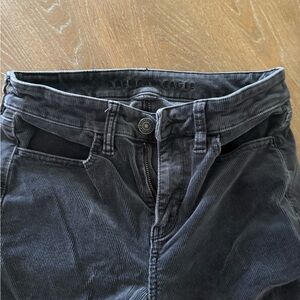 America Eagle cordroy pants